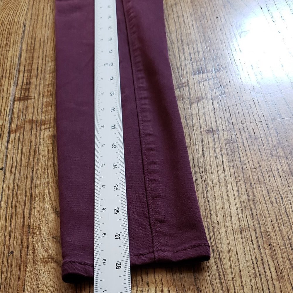 Bullhead High Rise Jeans - Picture 5 of 6